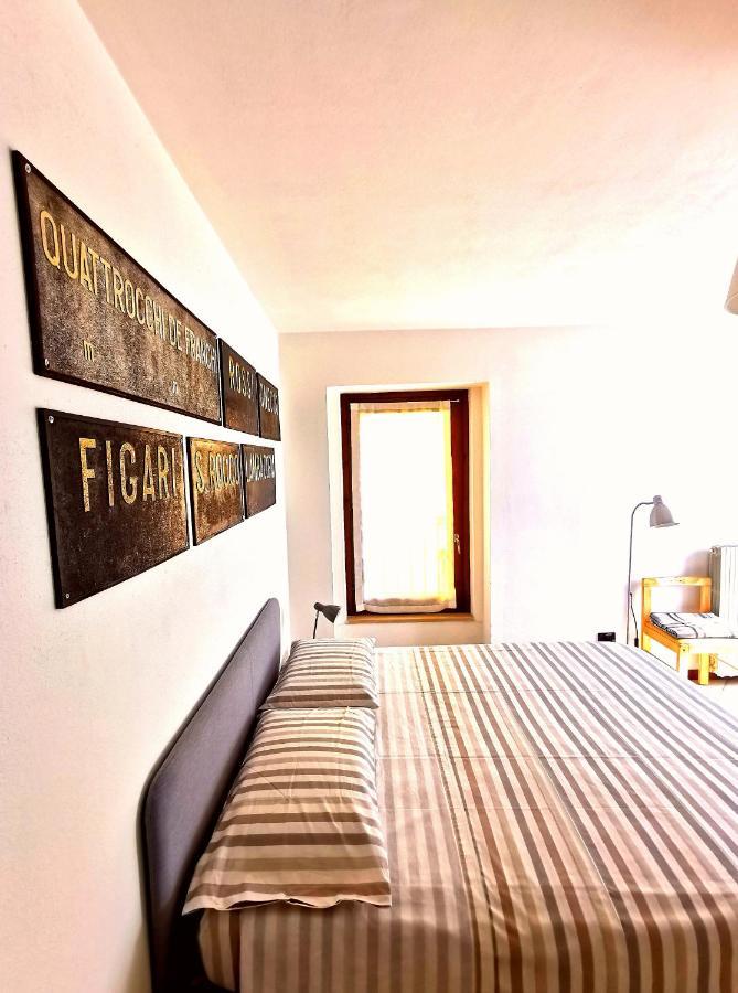 Old Town Apartment With Terrace - Live Love Lake Пескиера дел Гарда Екстериор снимка